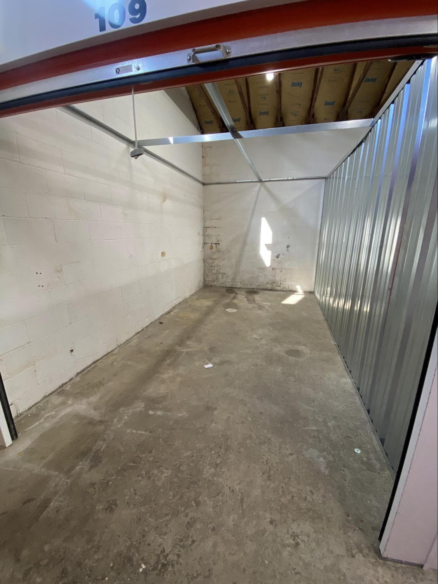 Storage Unit & Property Clean Outs - alternative view